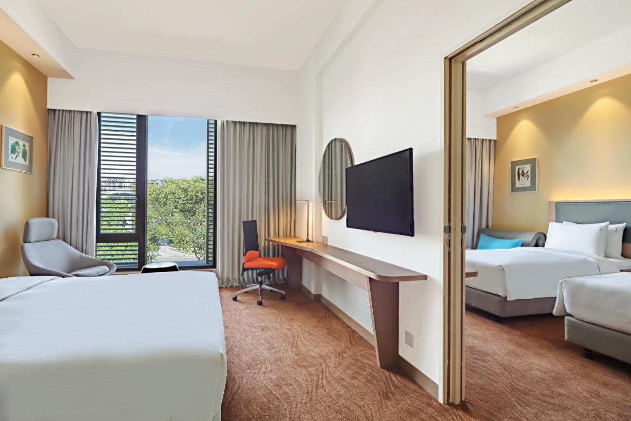 Holiday Inn Express Kota Kinabalu City Centre By Ihg Экстерьер фото